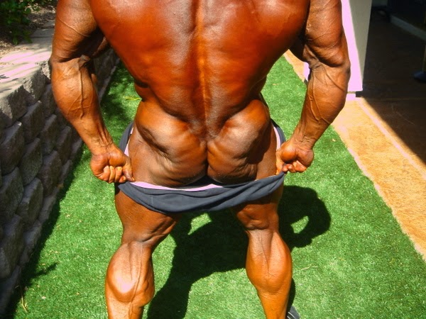 Glutes glutes glutes: naked edition! 