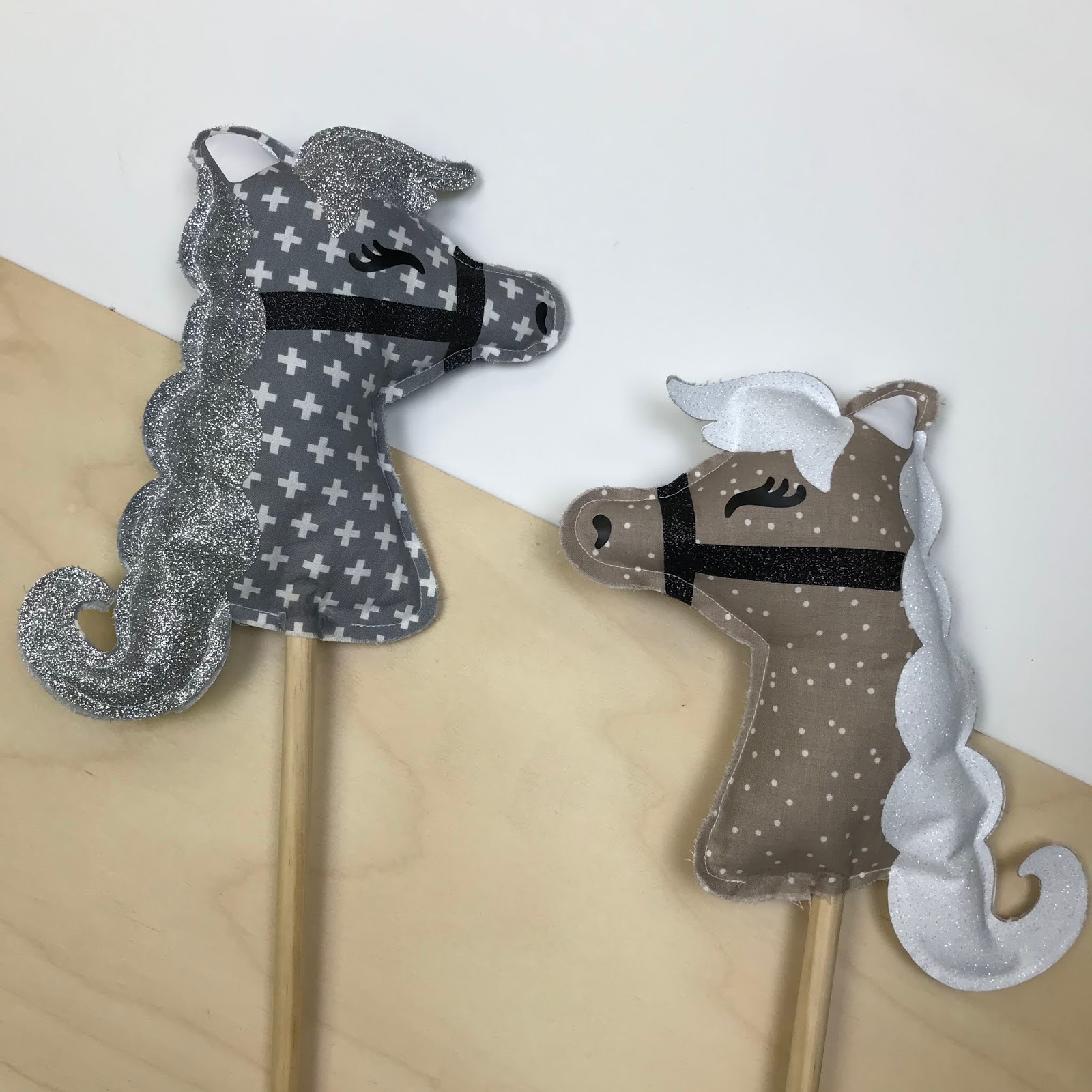 Not So Cli Shéa Diy Stick Horse With Cricut Create Your Own Diy Stick Horse With Cricut