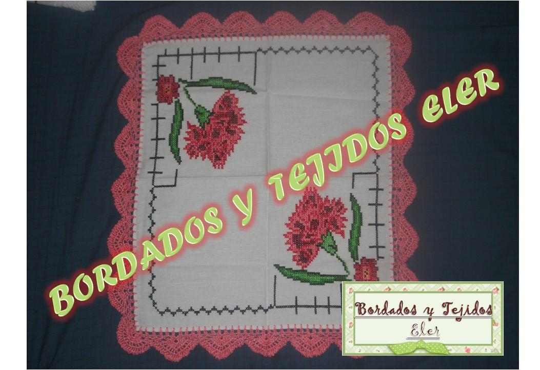 BORDADOS Y TEJIDOS ELER: SERVILLETAS EN PUNTO DE CRUZ