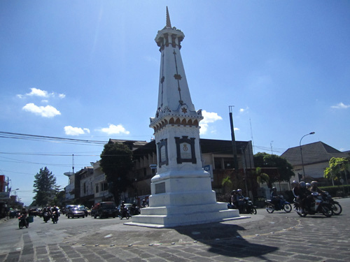 The Wonderful Tourism of Yogyakarta: "Tugu Jogja"