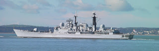 destroyer d89 leaves portsmouth harbour, not the titanic