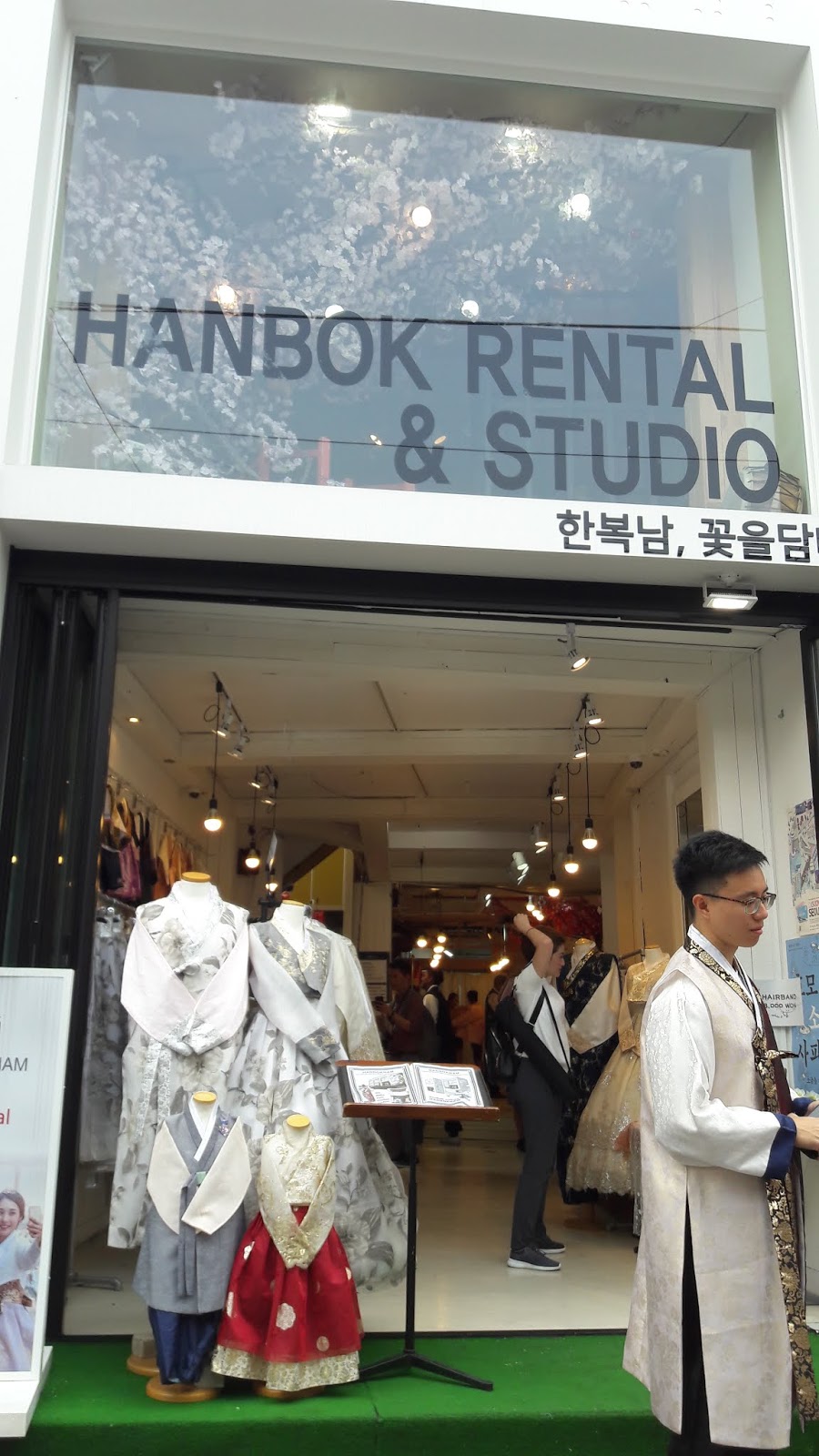 KOREA : DAY 3 - HANBOK EXPERIENCE @ BUKCHON HANOK ...