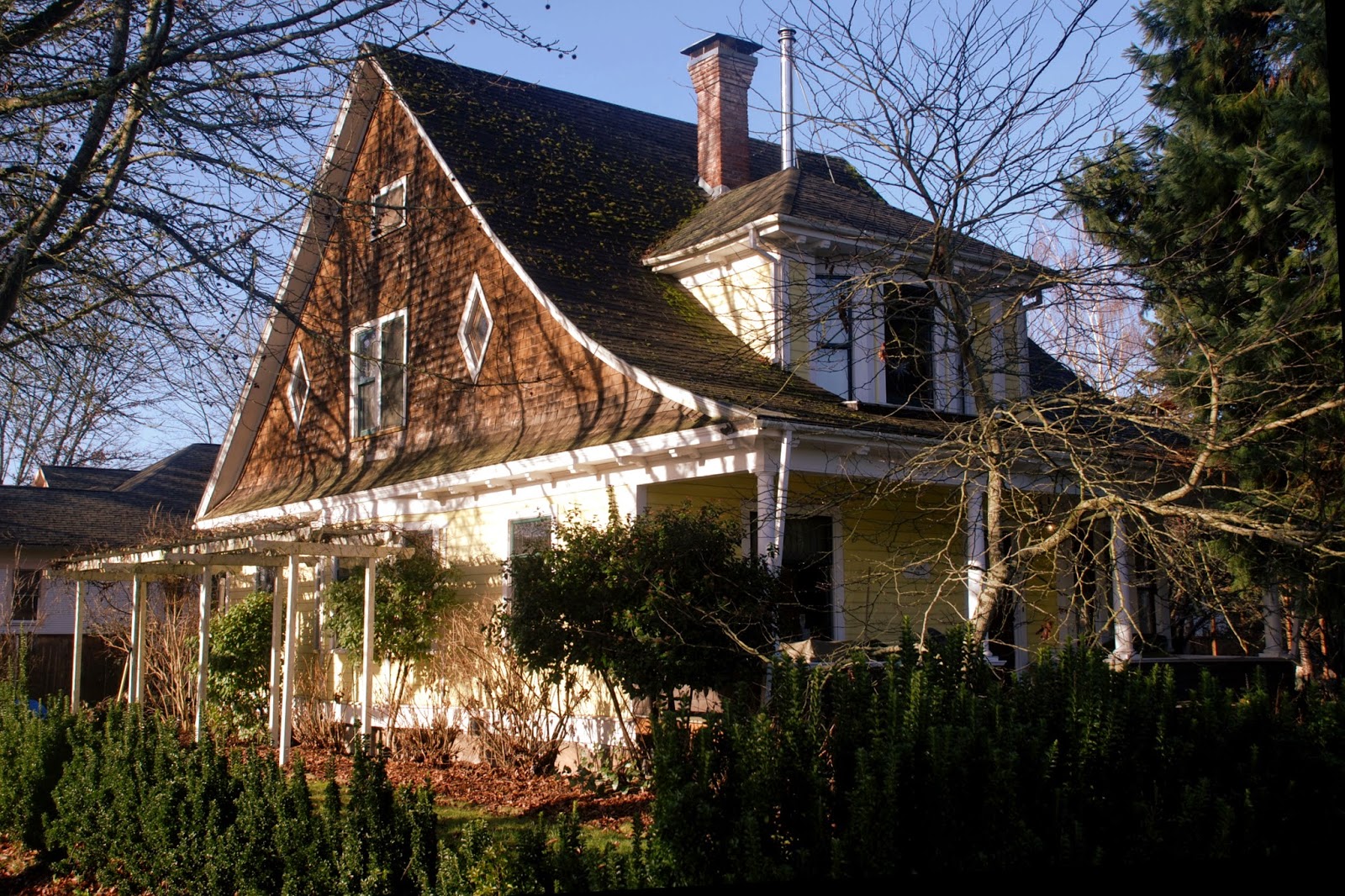 Everything Oregon (and Beyond) Hubbard, Oregon A Walking Tour