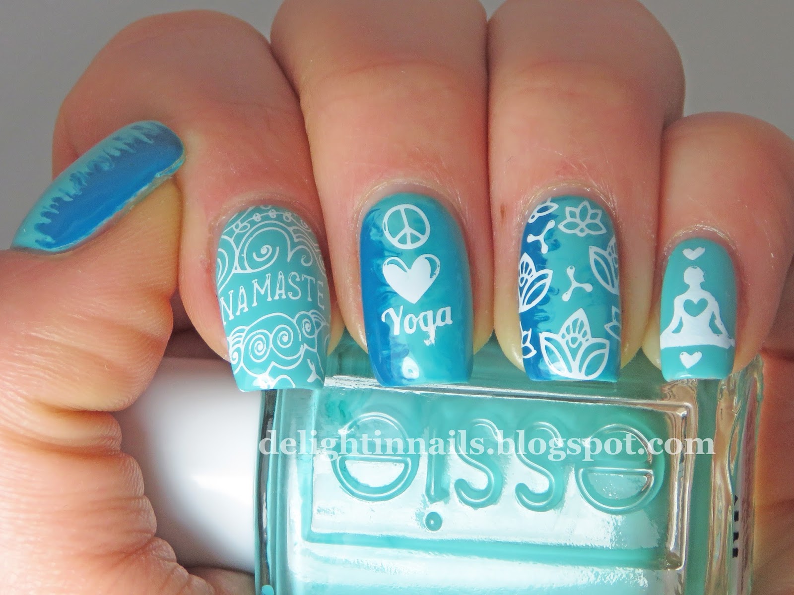 Delight In Nails 40 Great Nail Art Ideas Aqua or Turquoise