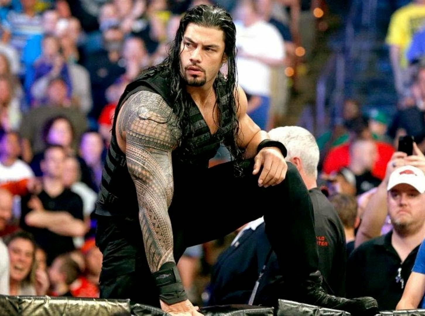 Roman Reigns 2016 photos, Roman Reigns sexy photos. 