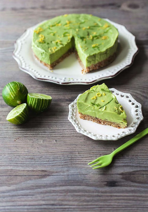 tarta de queso con aguacate