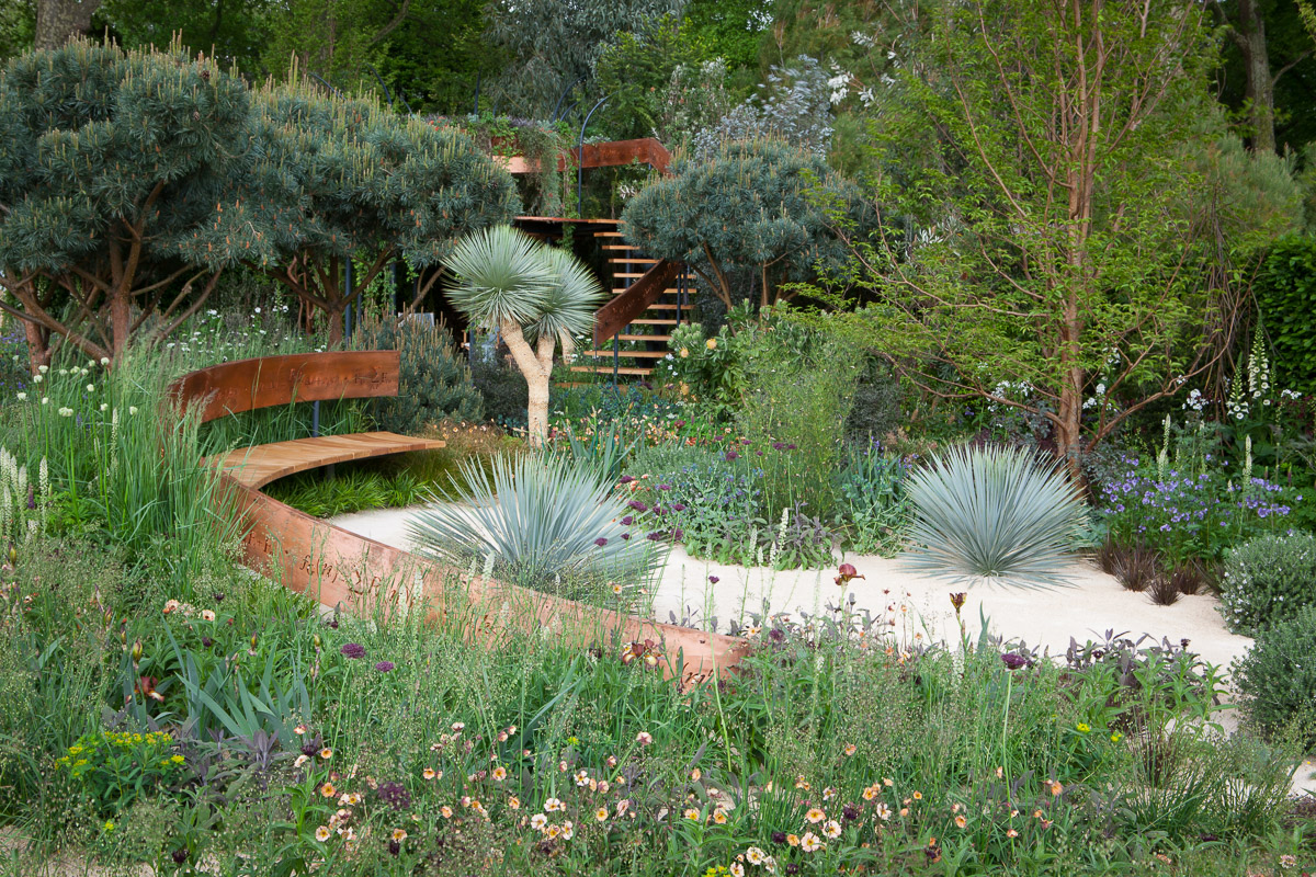 Justin's Amazing World At Fenner Paper The Winton Beauty of