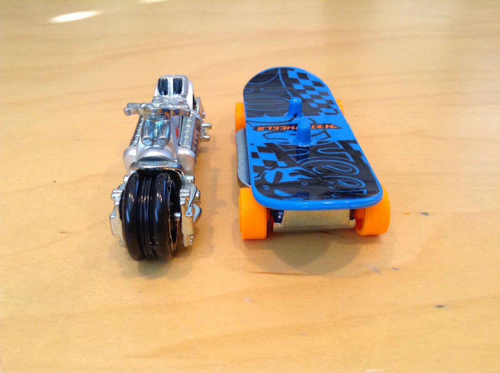 JULIAN'S HOT WHEELS BLOG Dodge Tomahawk & Skate Punk