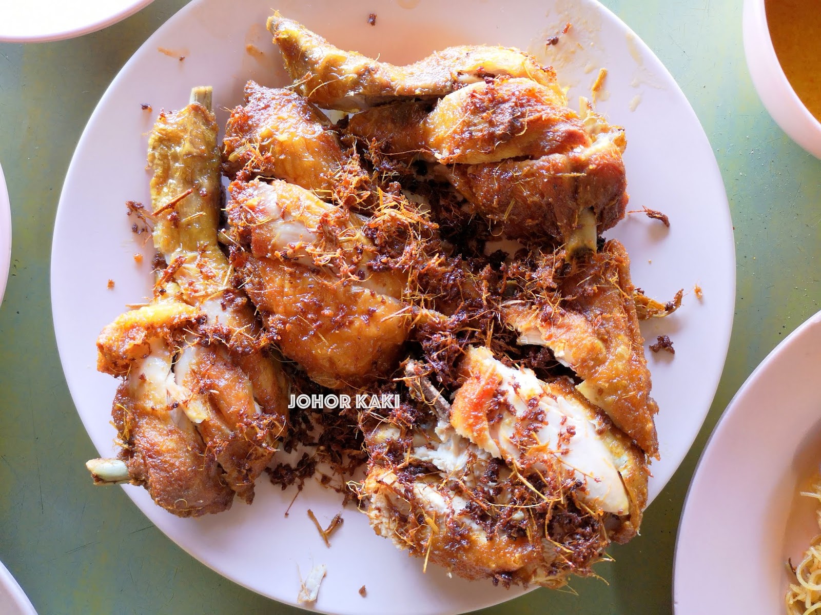 Ayam Goreng Dapur Kayu Chicken Deep Fried With Fire Wood In Johor Bahru Johor Kaki Travels For Food Ayam Goreng Dapur Kayu Chicken Deep Fried With Fire Wood In Johor Bahru Johor Kaki Travels For Food