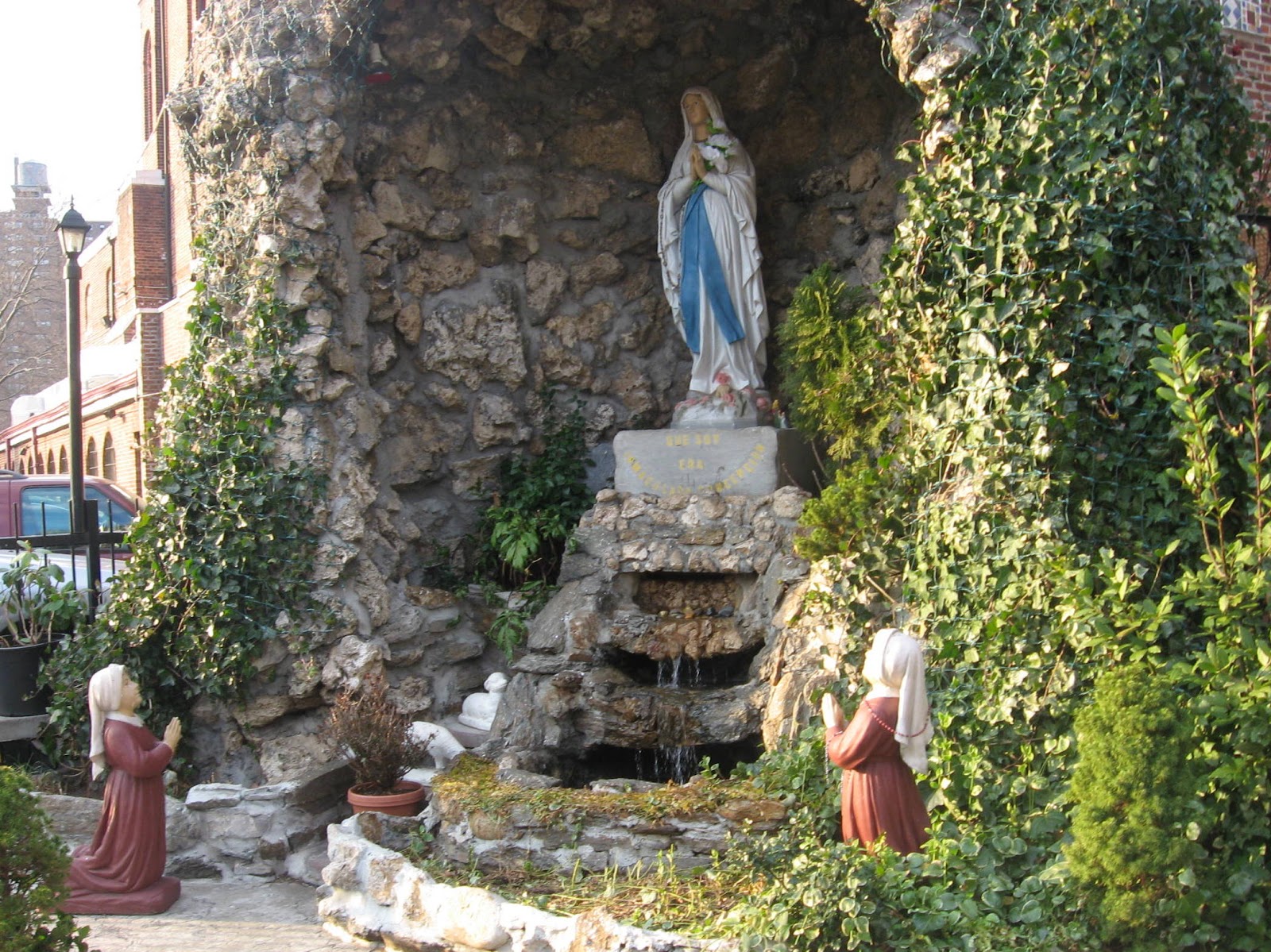 Bronx Catholic St. Anselm, Tinton Avenue
