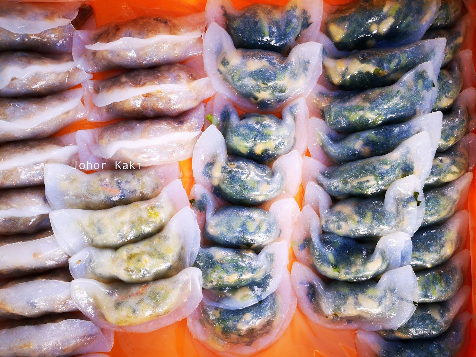 Street Side Handmade Teochew Kuih Stall At Jalan Harmonium 9 In Jb Johor Kaki Travels For Food