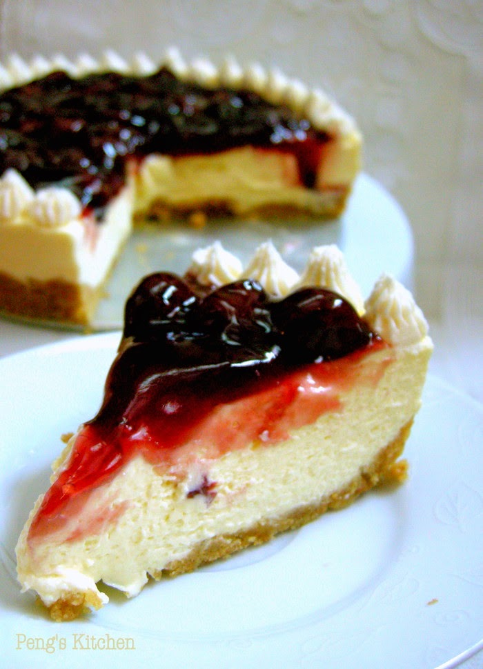 Peng's Kitchen Cherry Cheesecake