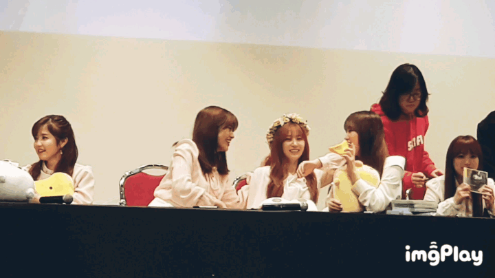 theqoo inserted image