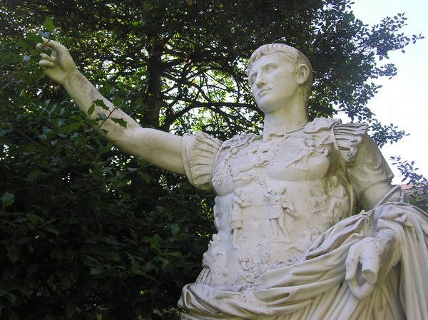10 Famous Geniuses And Their Work - Gaius Julius Caesar Augustus
