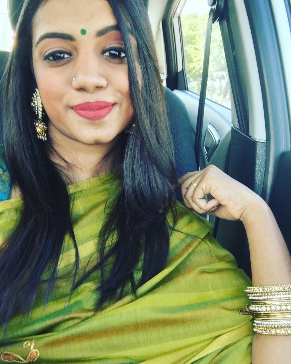 The Life story of an Ordinary Girl In An Overwhelming World