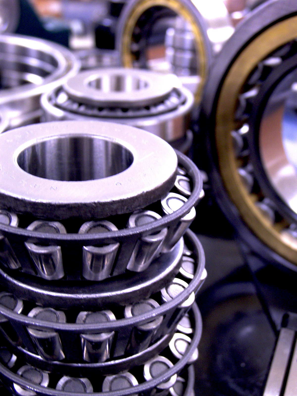 We buy surplus bearings