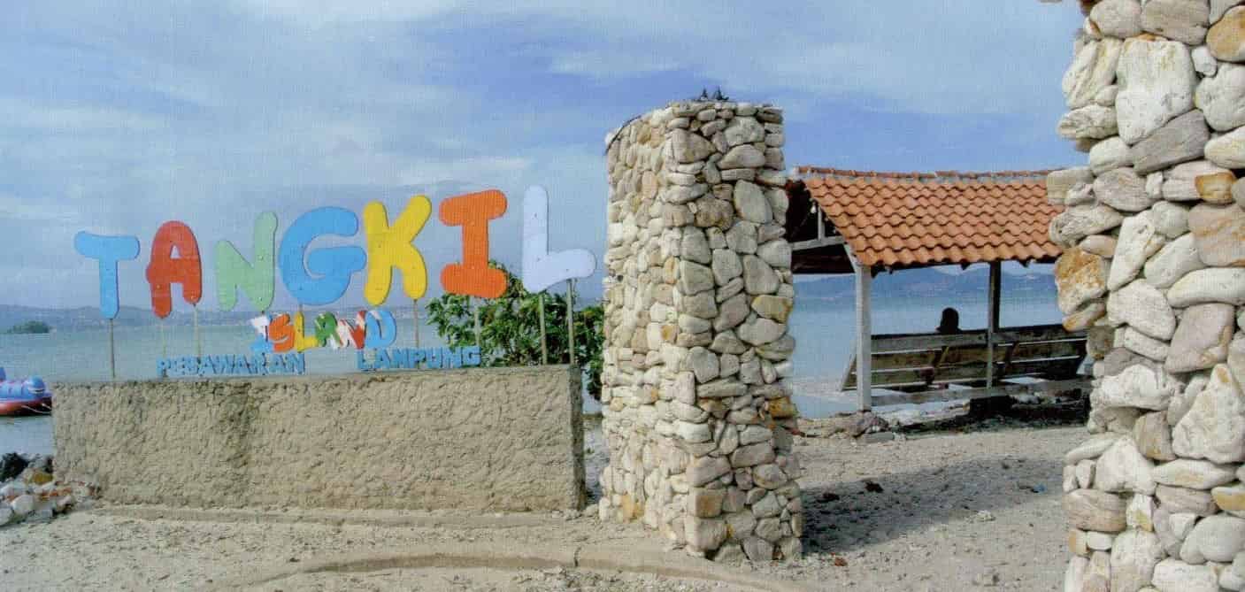 Pulau Tangkil Wisata Pulau Populer di Lampung Tempat wisata di Lampung ini memiliki pesona wisata Pulau yang terkenal Pulau Tangkil Wisata Pulau Populer di Lampung