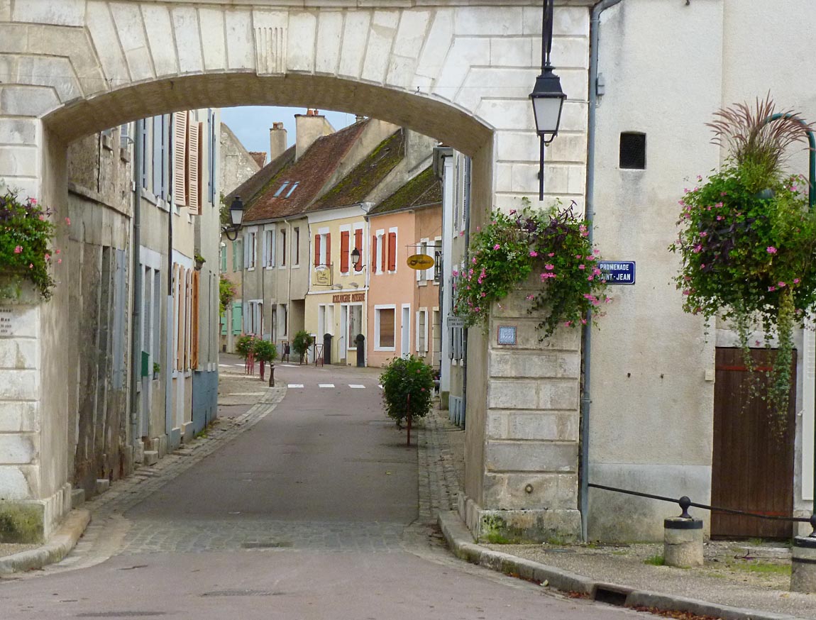 Living the life in SaintAignan Cravant in Burgundy