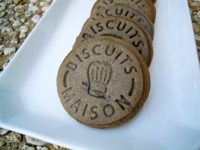 "Biscuits Maison" (trop mignons) au sésame noir