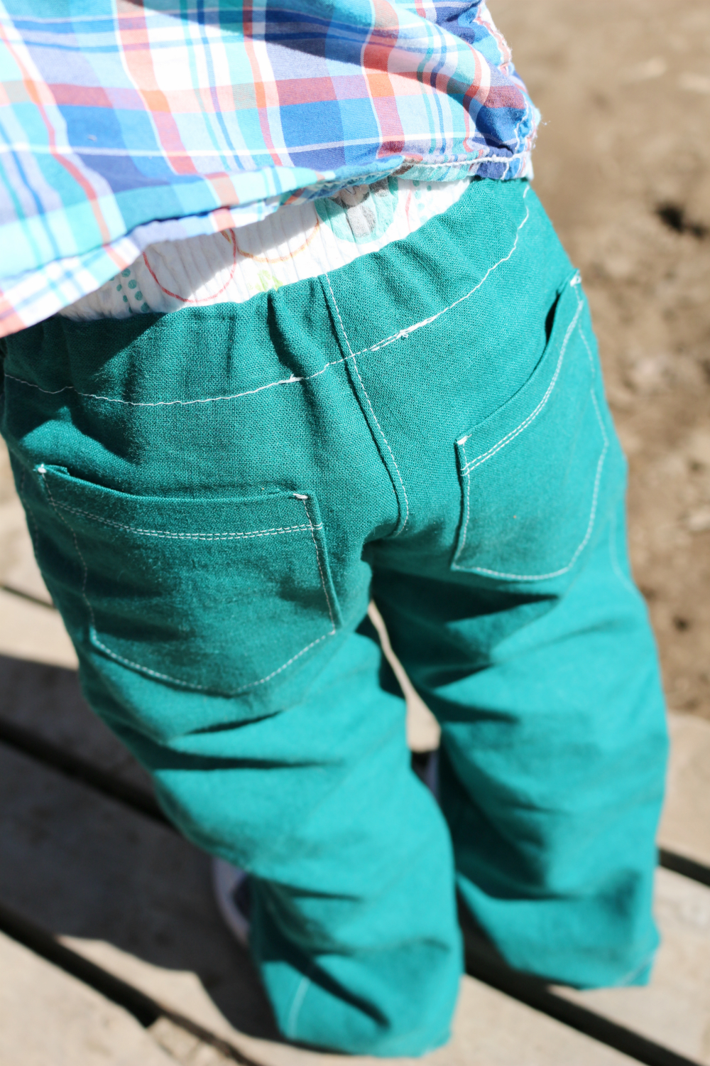SeeMeSew: Teal pants for the win!