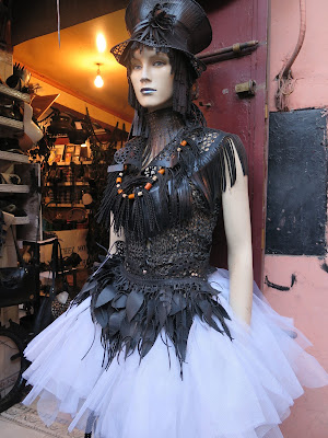 Trabajo con neumáticos en Marraquech