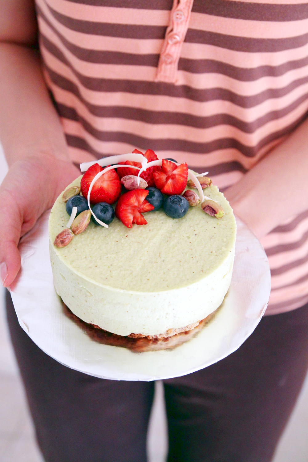 Pistachio Mousse Cake Vondelicious!