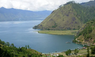 Contoh 5 Danau Tektonik di Indonesia