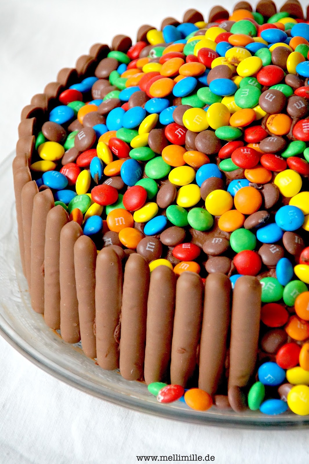 mellimille: Happy Birthday, meine Kleine! Eine M&amp;M - Schokoladentorte ...