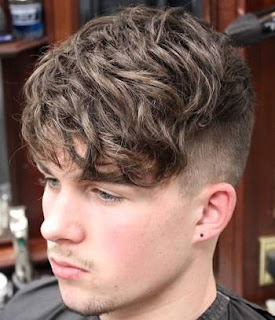 High Fade + Long Wavy Fringe Model Rambut Pendek Pria Terpopuler Rekomendasi Barber Shop Ternama