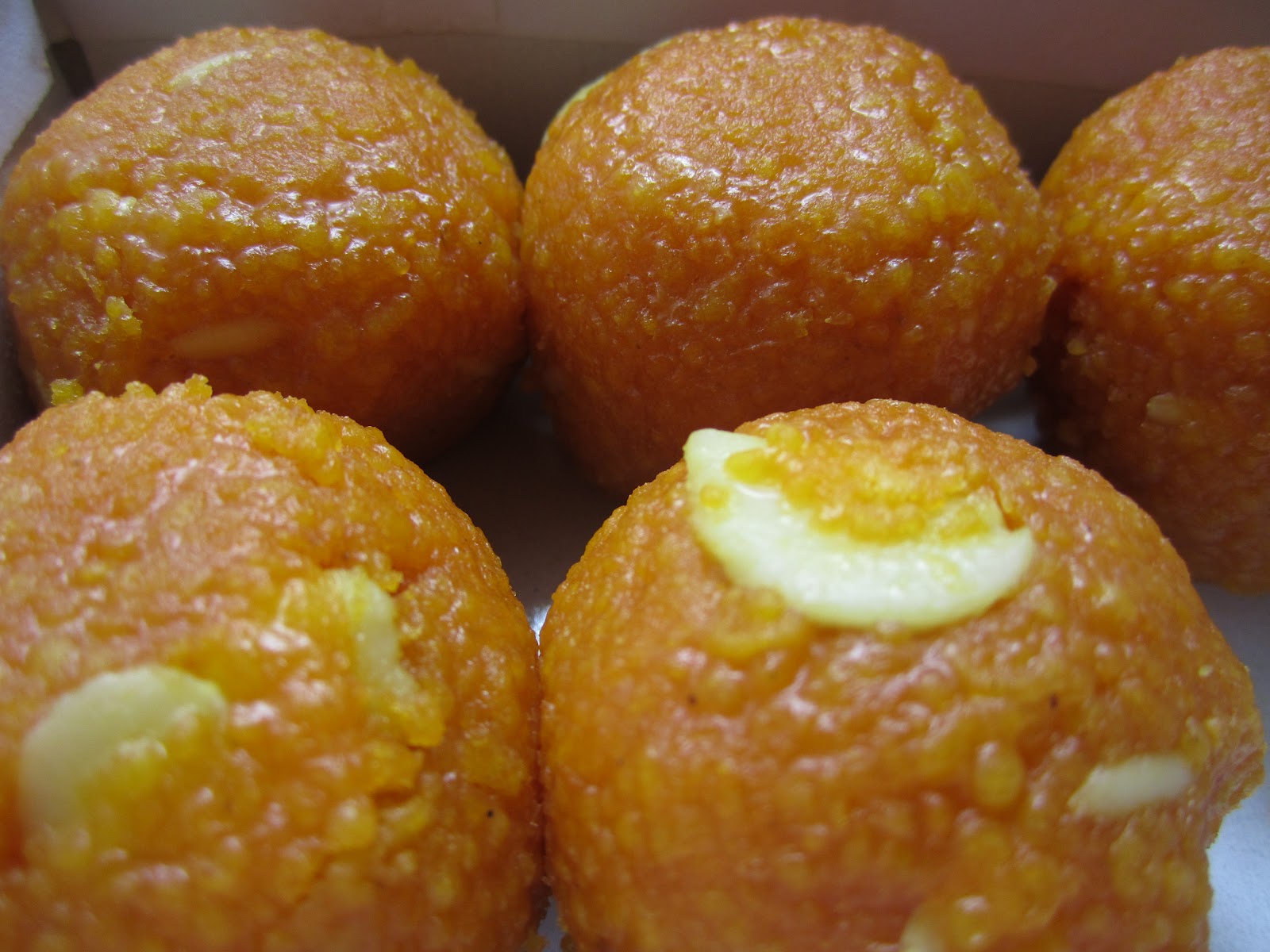 Motichoor Laddu / Motichur Laddu ~ Planet of Taste