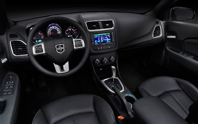 ezinecar: Dodge Avenger (2012)