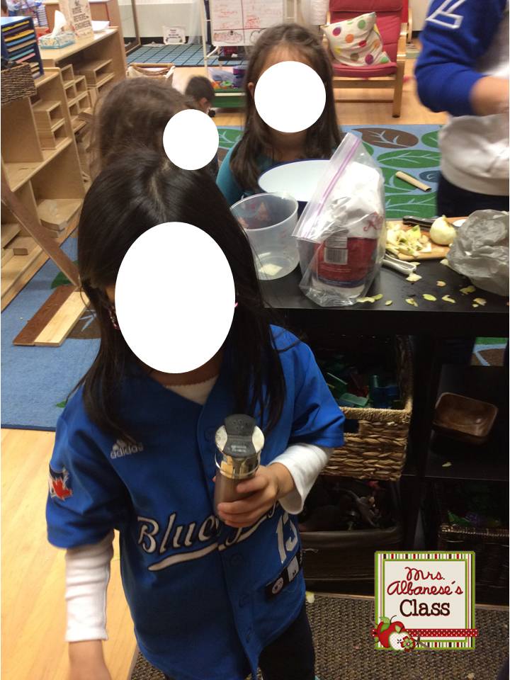 Making Applesauce Mrs. Albanese's Kindergarten Class