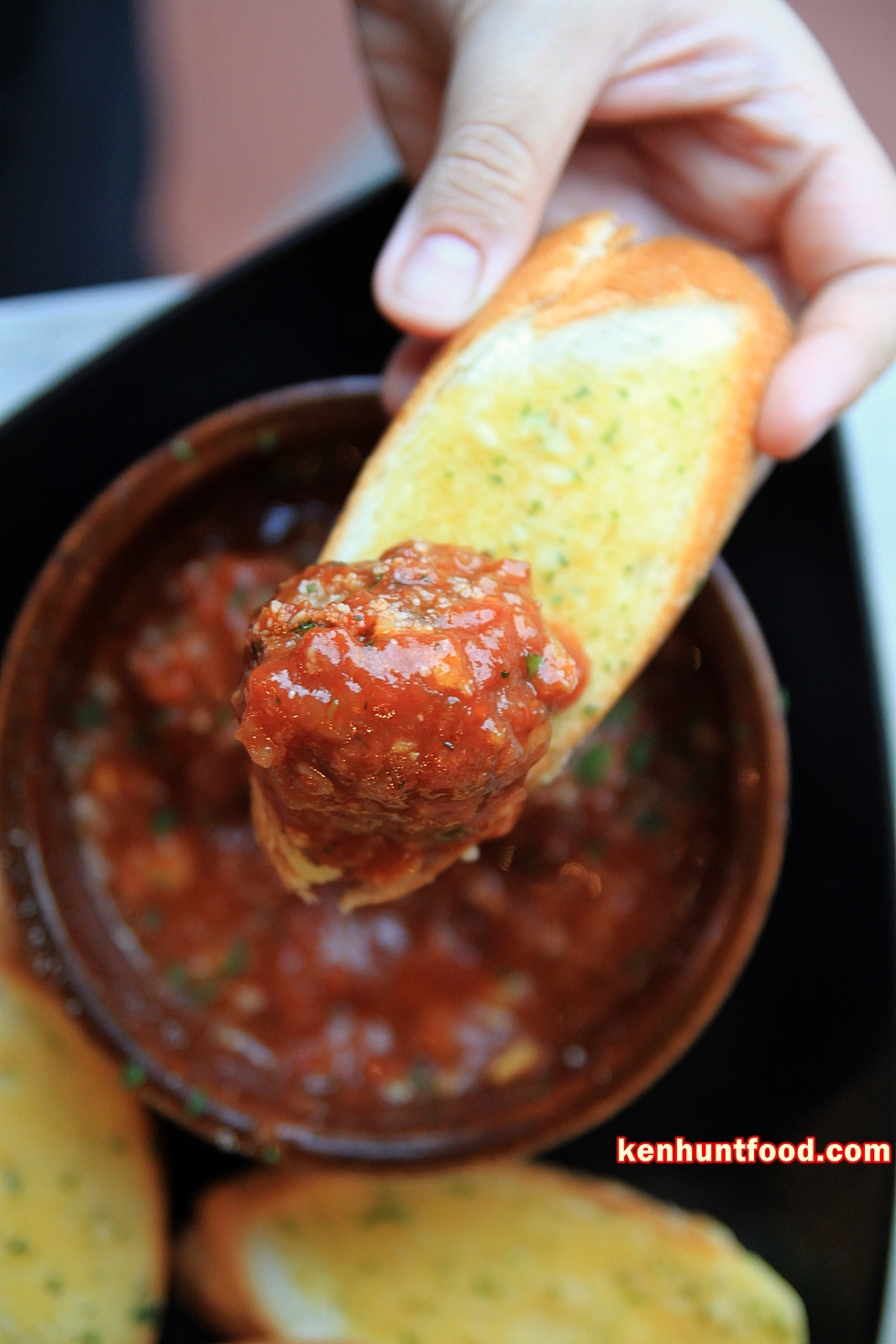 KEN HUNTS FOOD Eataliano Burmah Road, Pulau Tikus, Penang.