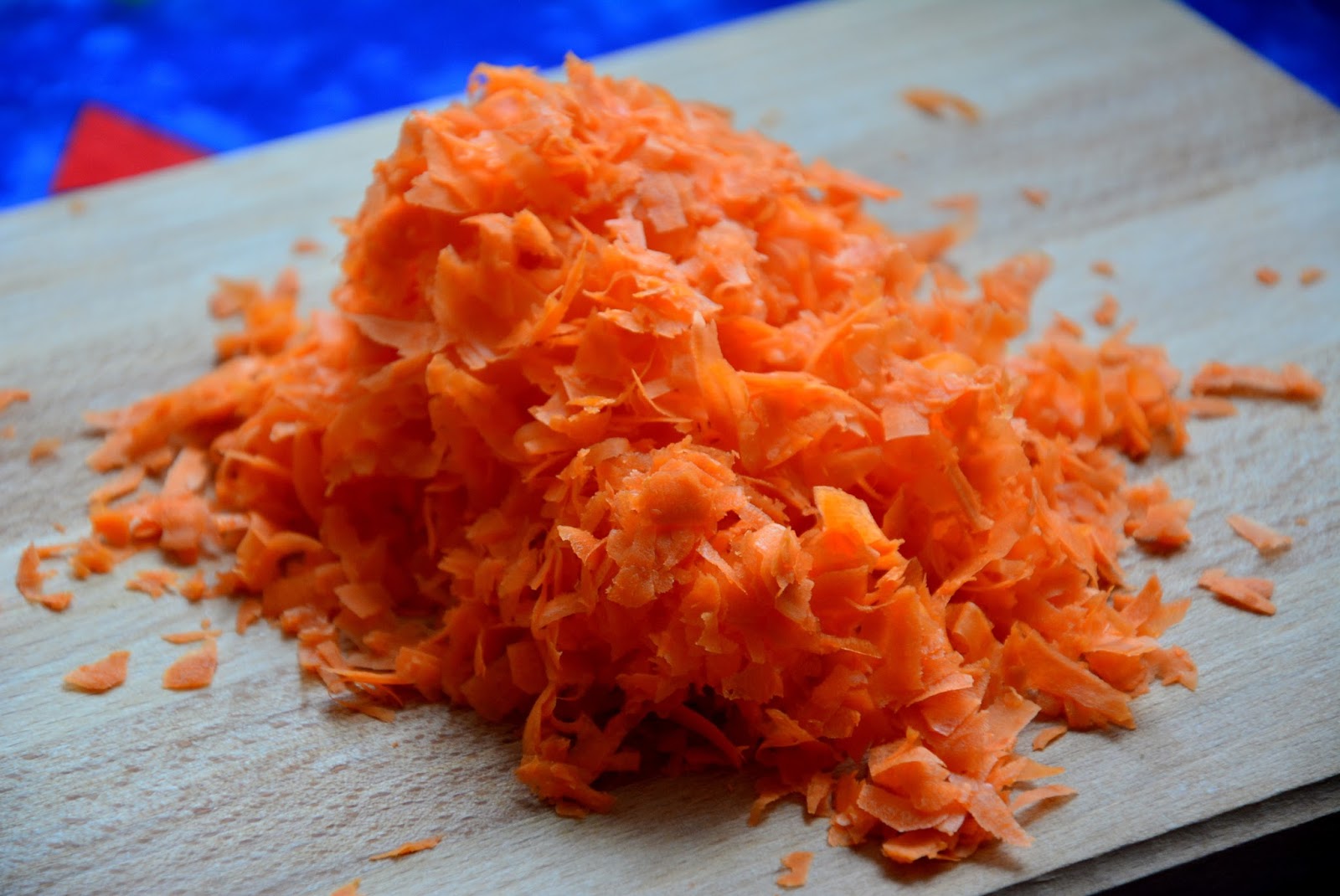 Капуста фарш морковь. Капуста с фаршем. Фарш с морковкой. Тушеная капуста с рисом. Капуста с мясом.