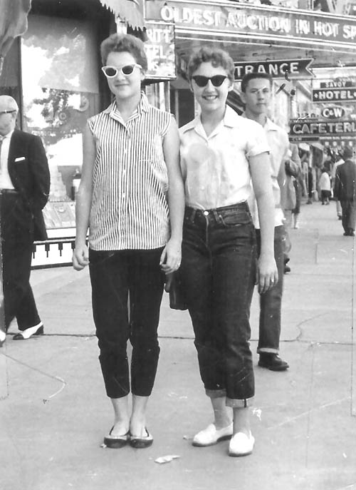 sepatu pantofel wanita 1950