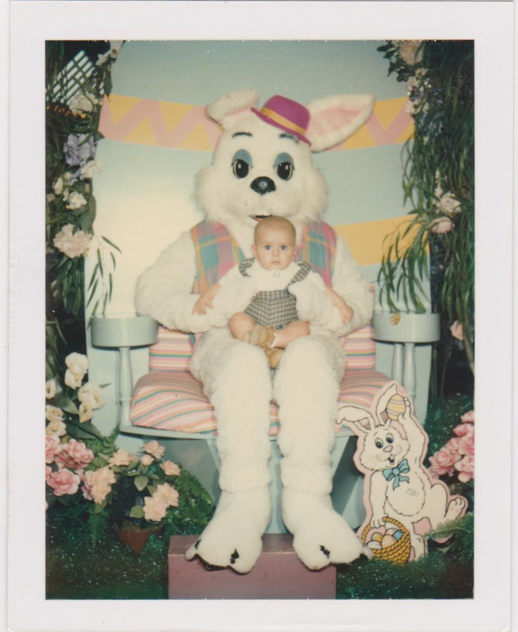 16 Wacky and Funny Vintage Easter Photos From Around the World