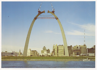Traveling with Dr. M: St. Louis: Gateway to the West