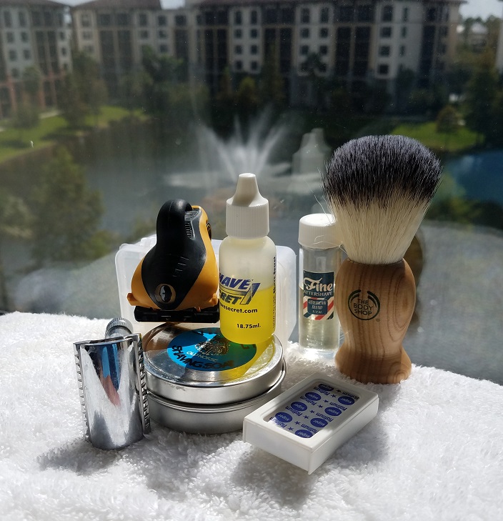 The Body Shop Synthetic Shave Brush