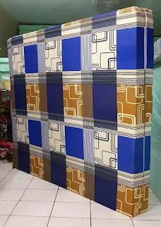 Kasur inoac motif sirkuit biru Kasur inoac motif abstrak minimalis sirkuit biru