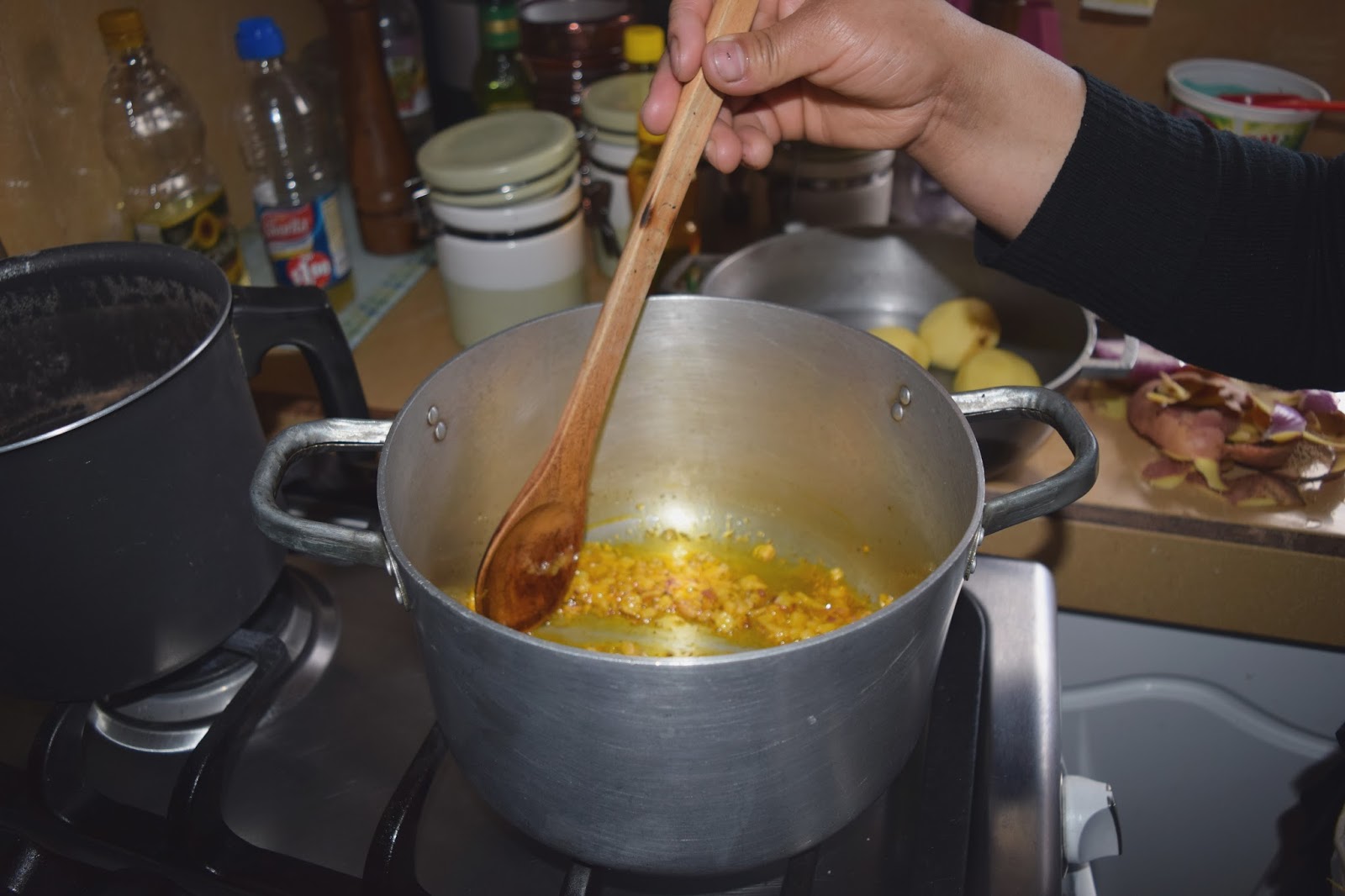 SUSTENANCE Ecuador papas con cuero