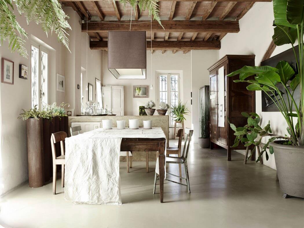 A rustic-chic house in Italy by architect Giuseppe Baldi
