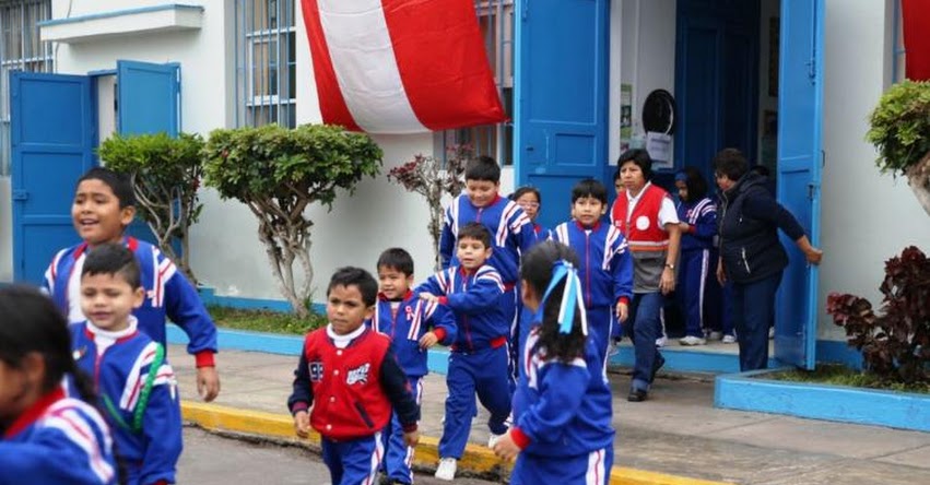 MINEDU: Más de 8 millones de escolares participaron en III Simulacro Nacional de Sismo y Tsunami - www.minedu.gob.pe MINEDU: Más de 8 millones de escolares participaron en III Simulacro Nacional de Sismo y Tsunami - www.minedu.gob.pe