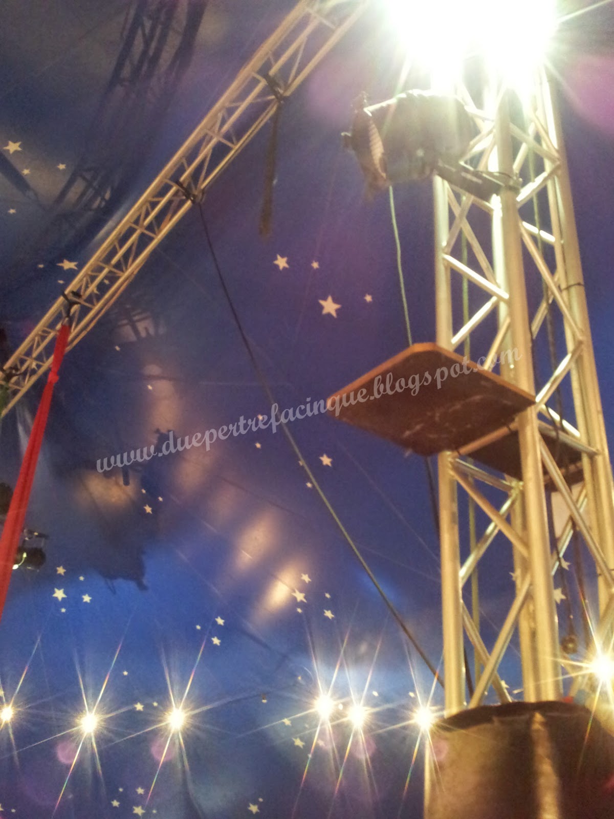 Tutti al Circo, anzi allo Spazio Bizzarro! 12 blank