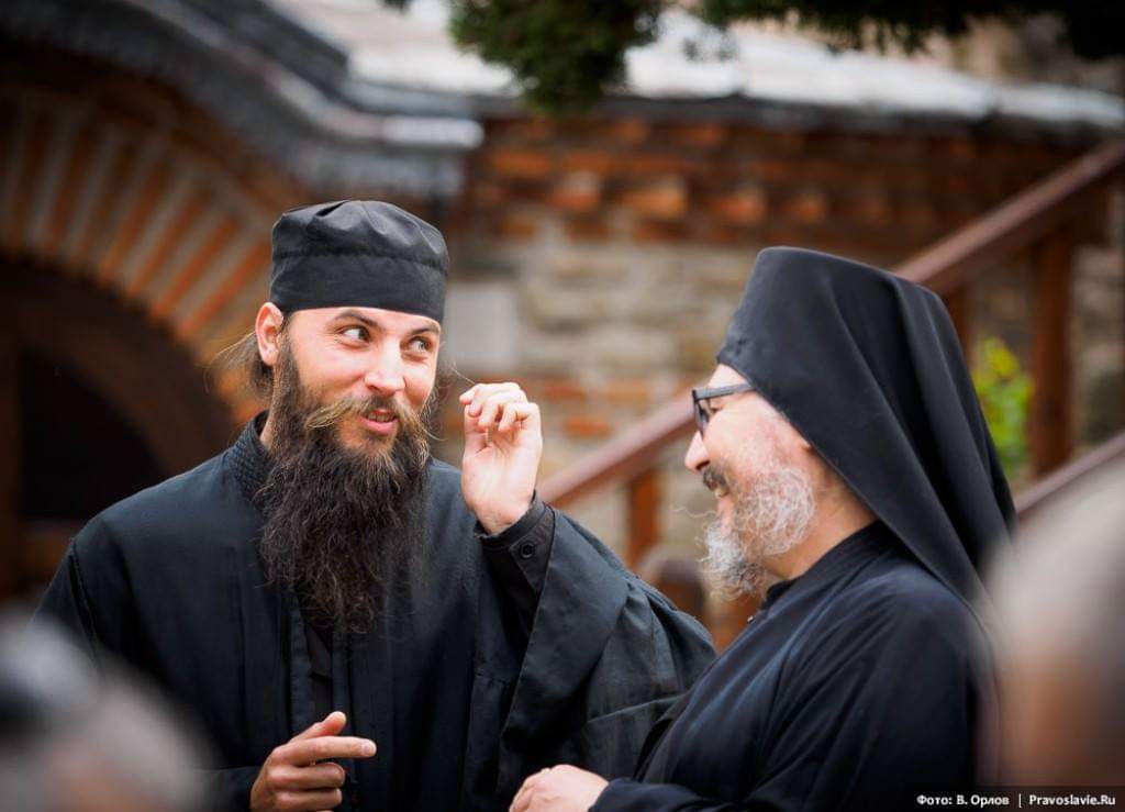 Монах другими словами. Православный монах Afon. Афон монахи. Монах Антоний Афон.