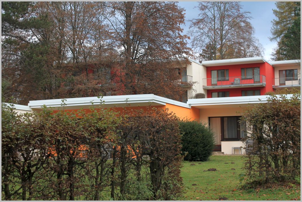 Rucksack Und Wanderschuh Am Ottensteiner Stausee