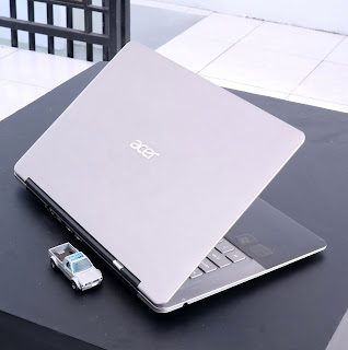 Laptop Acer S3 - Core i3 - 13.3 Inch - Super Slim