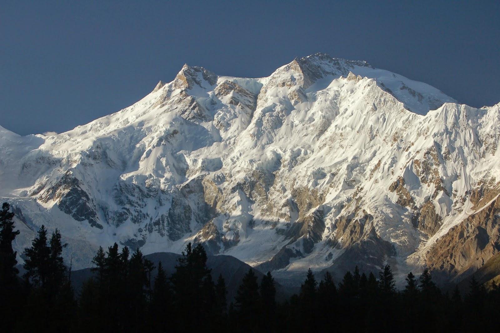 Горы Гималаи в Евразии