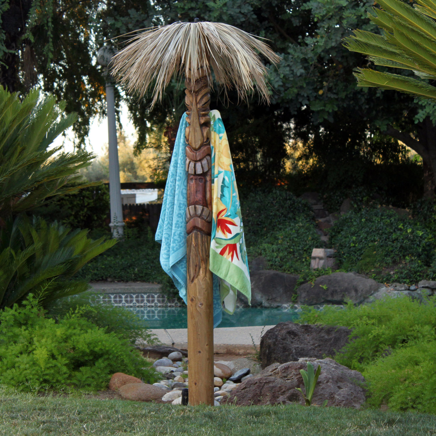Tiki Totems Tiki towel racks