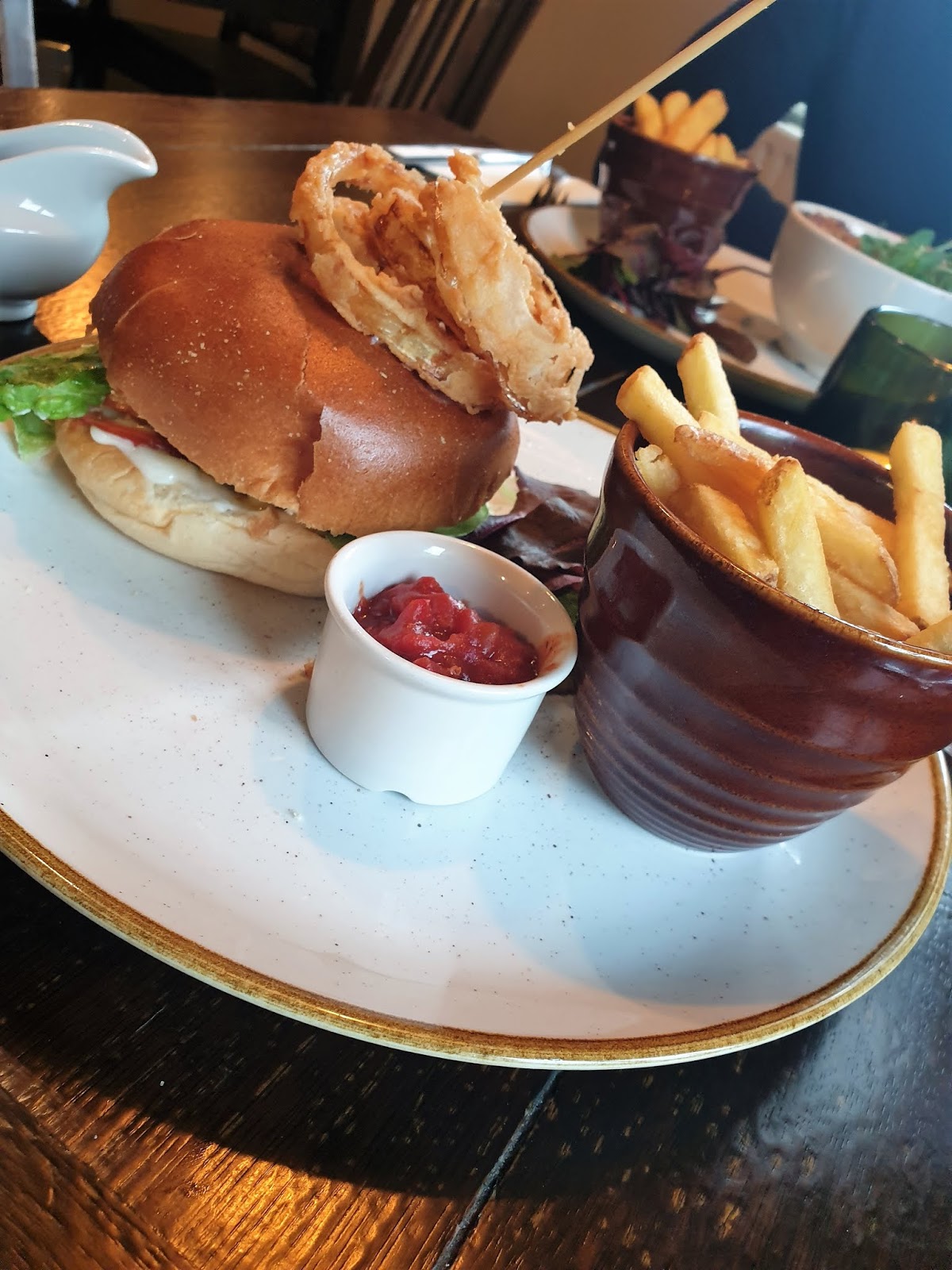 AD REVIEW THE LITTLE OWL SOLIHULL PRETTY YOUNG THING