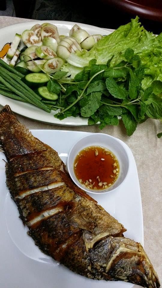 Roasted Fish with Sauce and Pickles Khmer Delicious Food (14 Photos